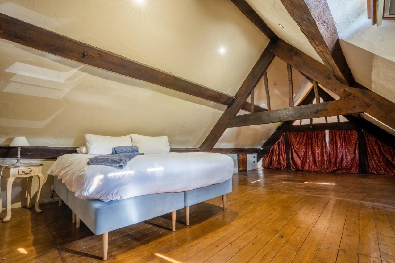 Remarkable 4-bed In Cearleon Holiday home Newport (Gwent)